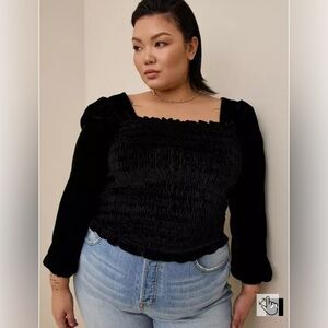 Torrid Black Velvet Smocked Crop Top Square Neck, Puff Sleeve R39